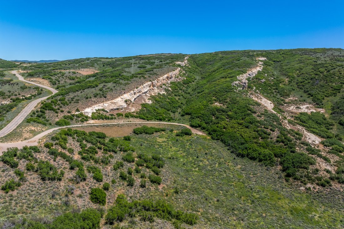 Land in Steamboat Springs, Colorado, United States 3 - 18248401