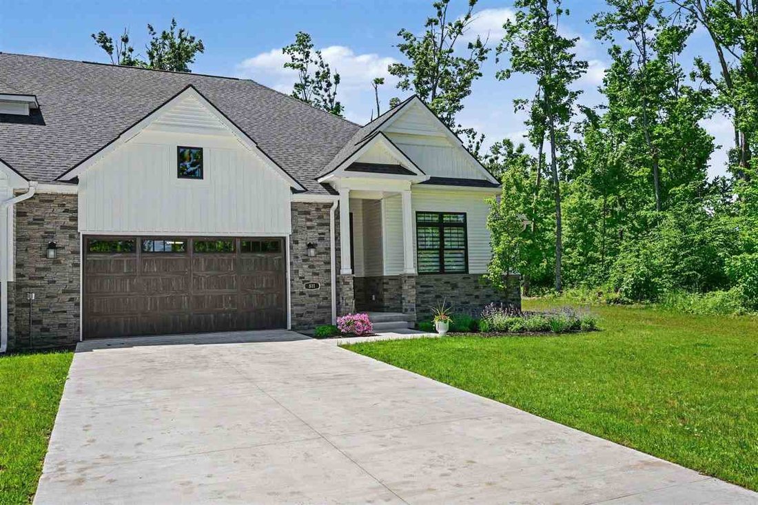 Condo in Wequetonsing, Michigan, United States 3 - 18248850