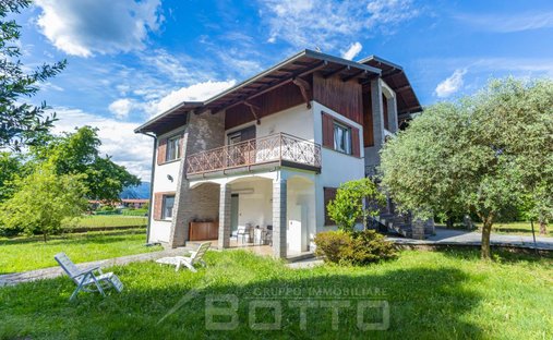 Villa in Cecca-Agagliate, Piedmont, Italy 1