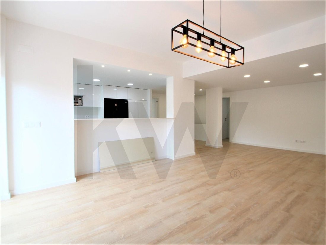 Apartment in Paco de Arcos, Lisbon, Portugal 1 - 18249023