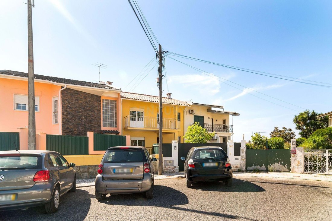 Villa in Porto Salvo, Lisbon, Portugal 3 - 18248670