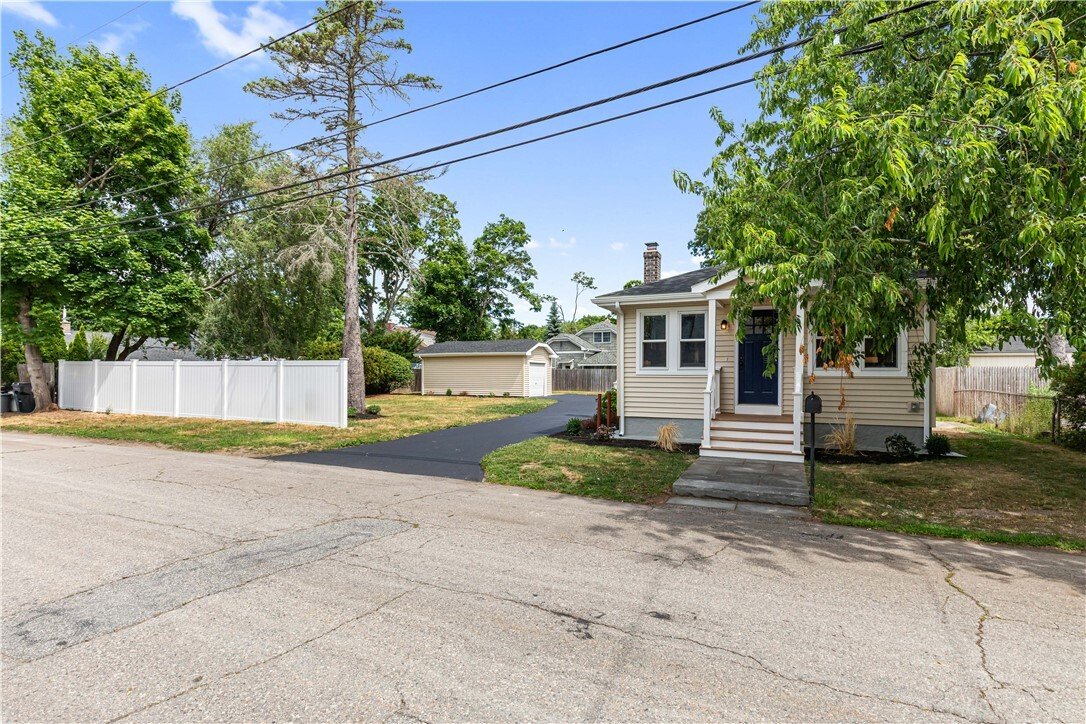 House in Barrington, Rhode Island, United States 4 - 18248248