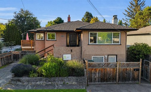 House in Victoria, British Columbia, Canada 1
