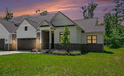 Condo in Wequetonsing, Michigan, United States 1
