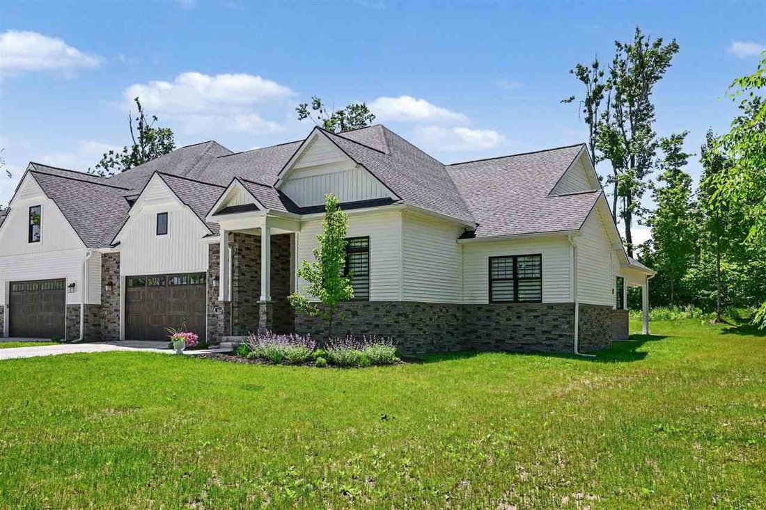 Condo in Wequetonsing, Michigan, United States 4 - 18248850