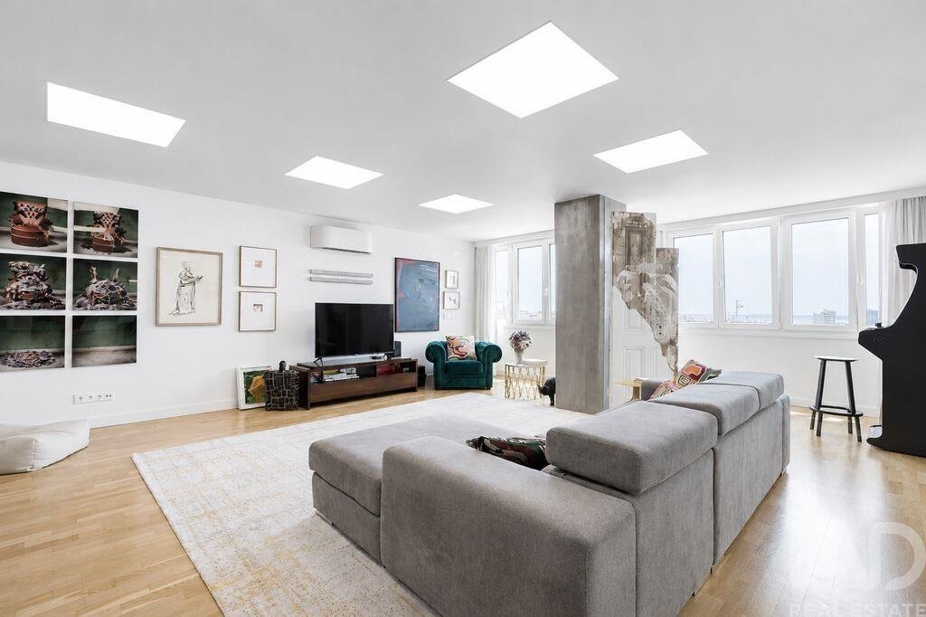 Apartment in Penha de Franca, Lisbon, Portugal 3 - 18238298
