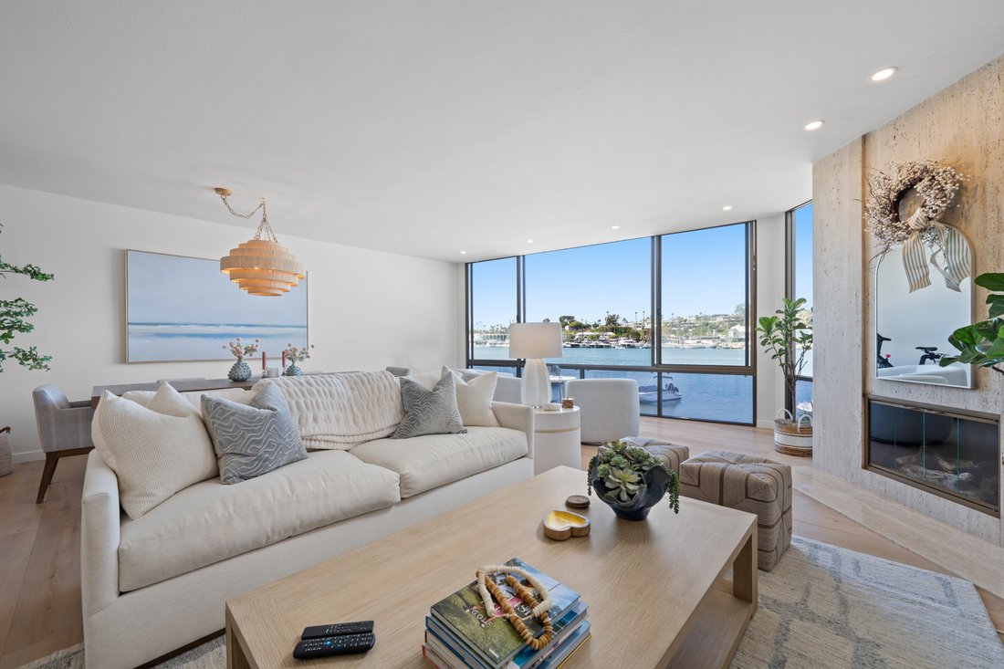 Condo in Newport Beach, California, United States 2 - 18248705
