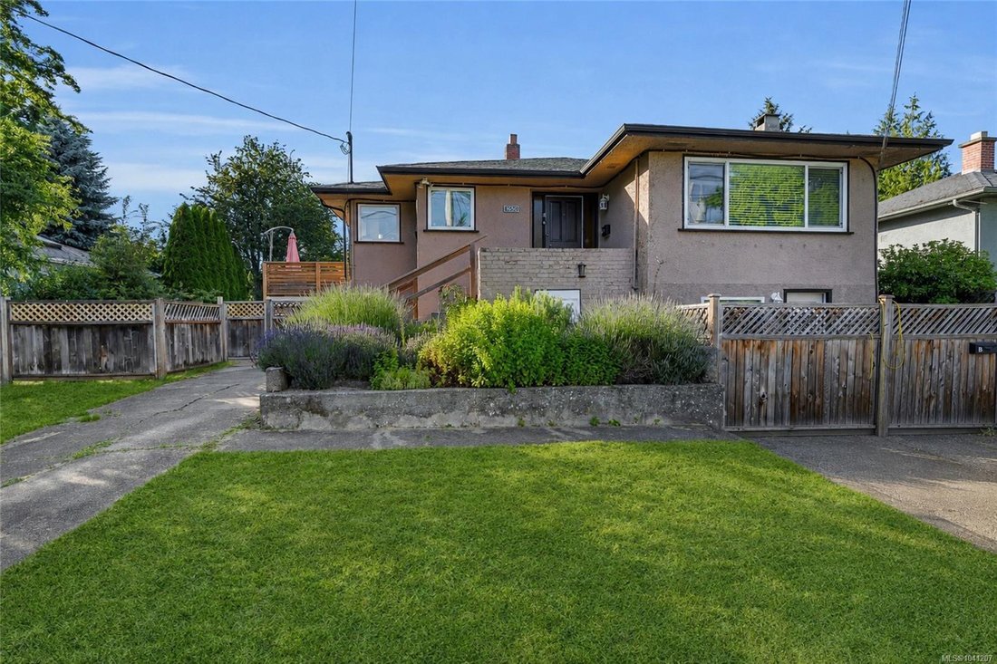 House in Victoria, British Columbia, Canada 2 - 18248751