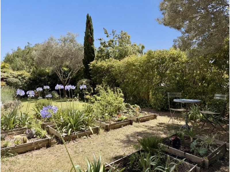 Apartment in Pointe Rouge, 8e Arrondissement, Marseille 3 - 18248457