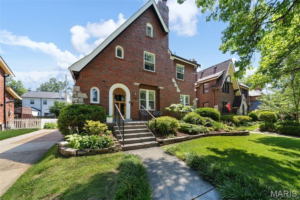 House in University City, Missouri, United States 2 - 18248347