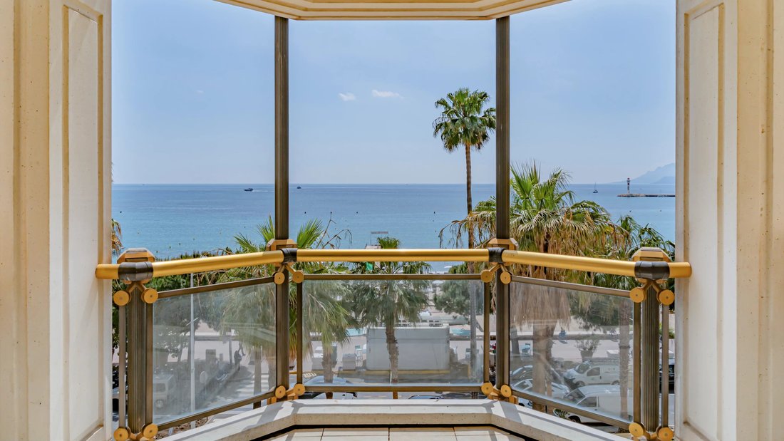 Apartment in Cannes, Provence-Alpes-Côte d'Azur, France 2 - 13943655