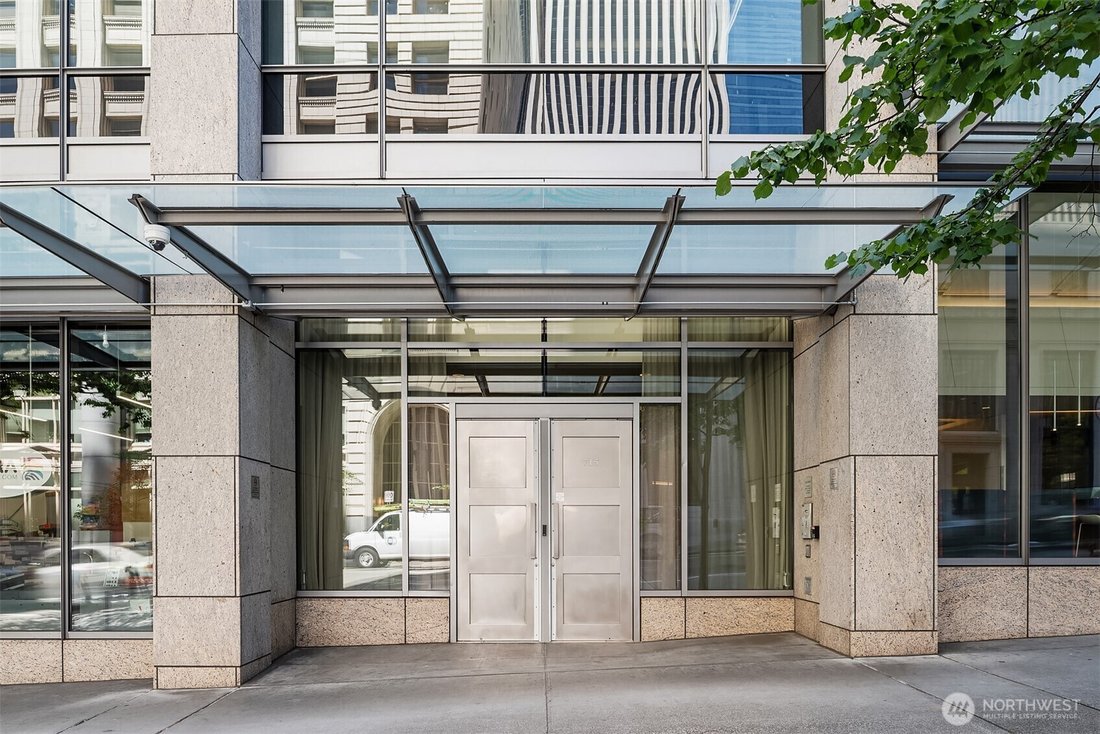 Condo in Seattle, Washington, United States 1 - 18249175