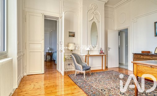 House in Le Bois Village, Chanteloup-les-Vignes, France 1