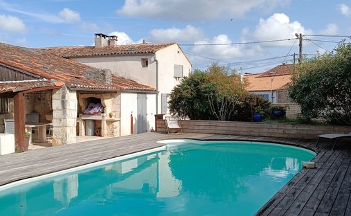 Haus in Corme-Royal, Neu-Aquitanien, Frankreich 1