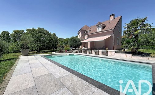 House in Camp Americain-Les Peupliers, Beaune, France 1