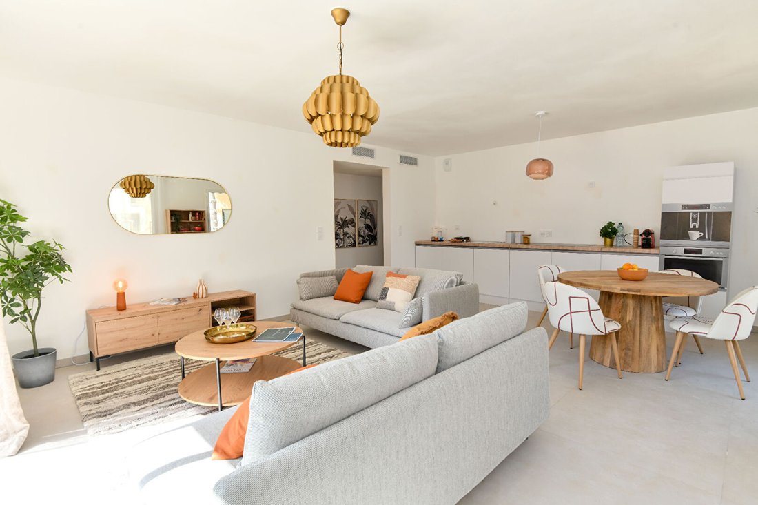 Apartment in Est-Repentance-Les Trois Bons Dieux, Aix-en-Provence, France 1 - 18249216