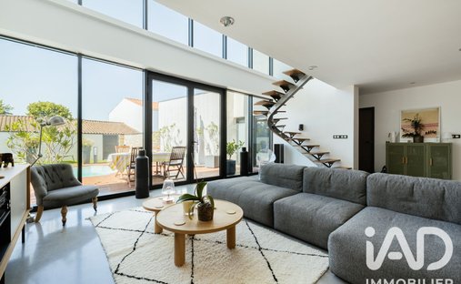 House in Puilboreau, Nouvelle-Aquitaine, France 1