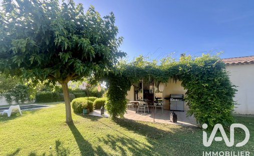 House in Arrondissement of Aix-en-Provence, Provence-Alpes-Côte d'Azur, France 1