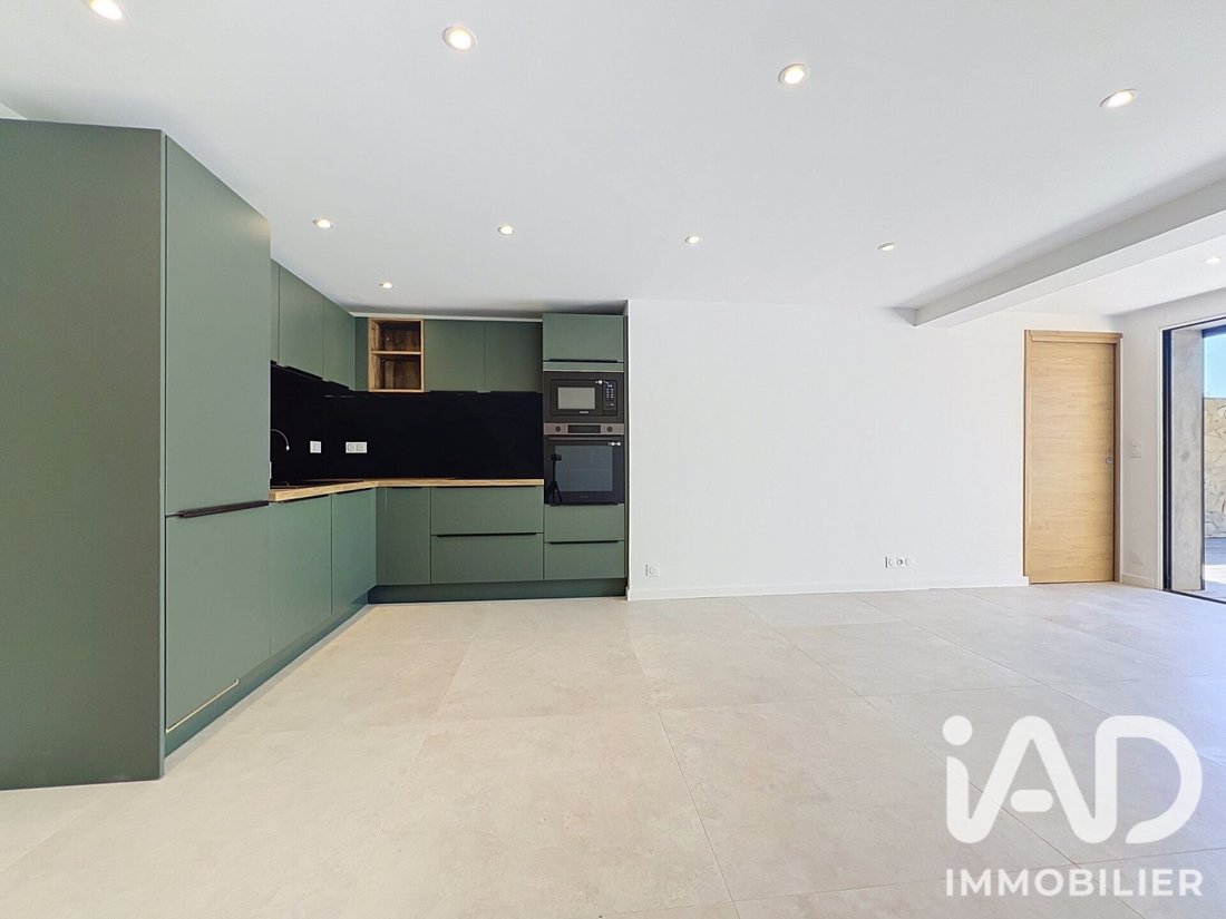 Apartment in Hyeres, Provence-Alpes-Côte d'Azur, France 3 - 18252146