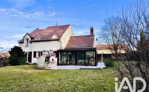 House in Arrondissement of Rambouillet, Ile-de-France, France 1