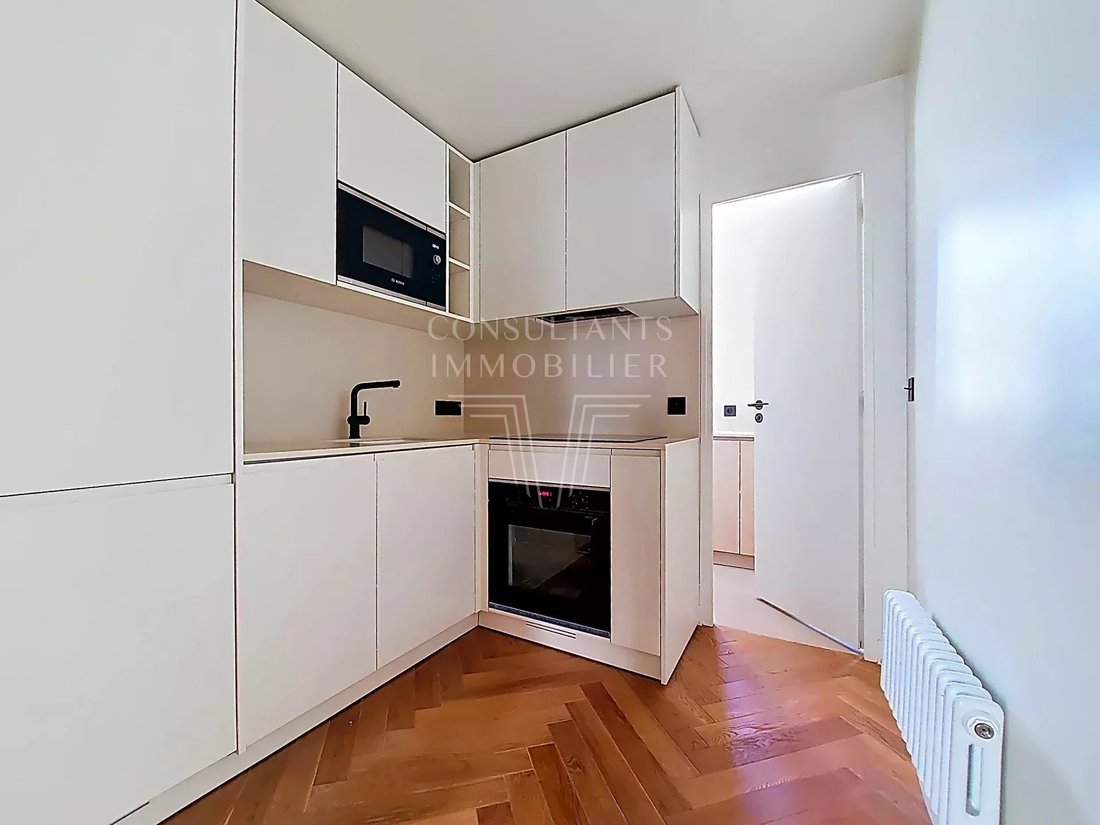 Apartment in Gros Caillou, Paris 7e Arrondissement, Paris 3 - 18249119