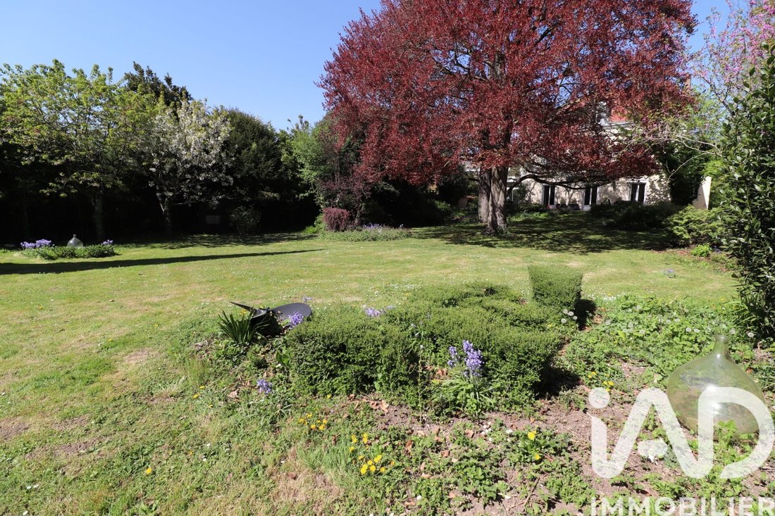 House in Montereau-Fault-Yonne, Ile-de-France, France 5 - 18249893