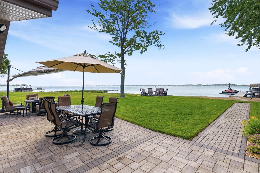 House in Shawano, Wisconsin, United States 2 - 18249323