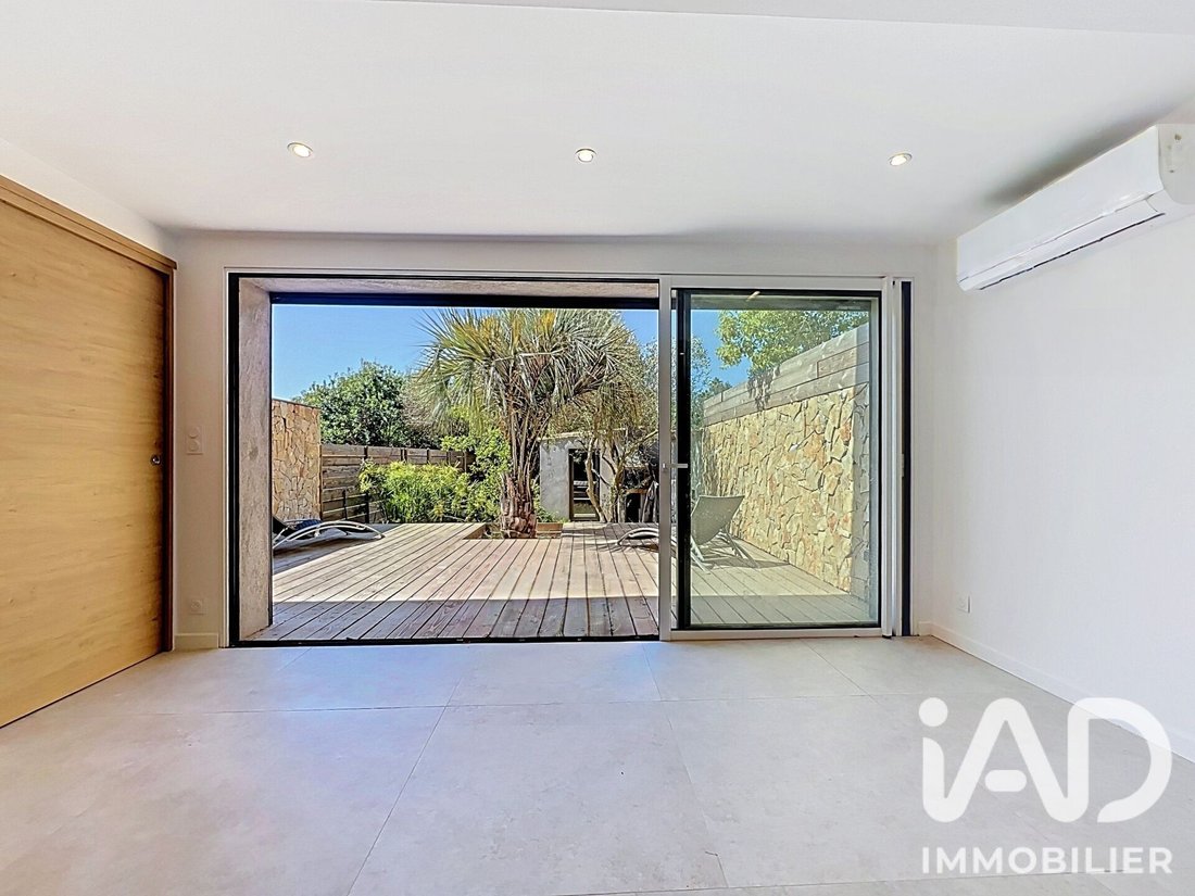 Apartment in Hyeres, Provence-Alpes-Côte d'Azur, France 5 - 18252146