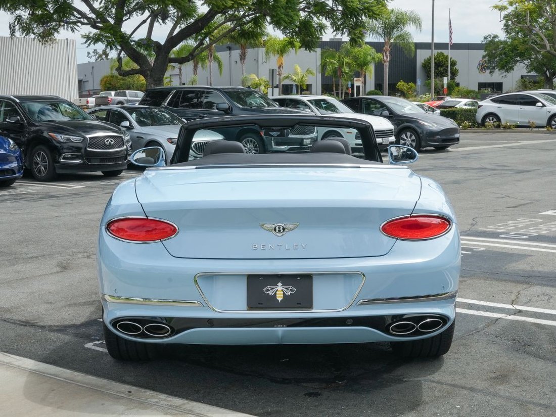 Cabriolet in Costa Mesa, CA, United States 4 - 18240445