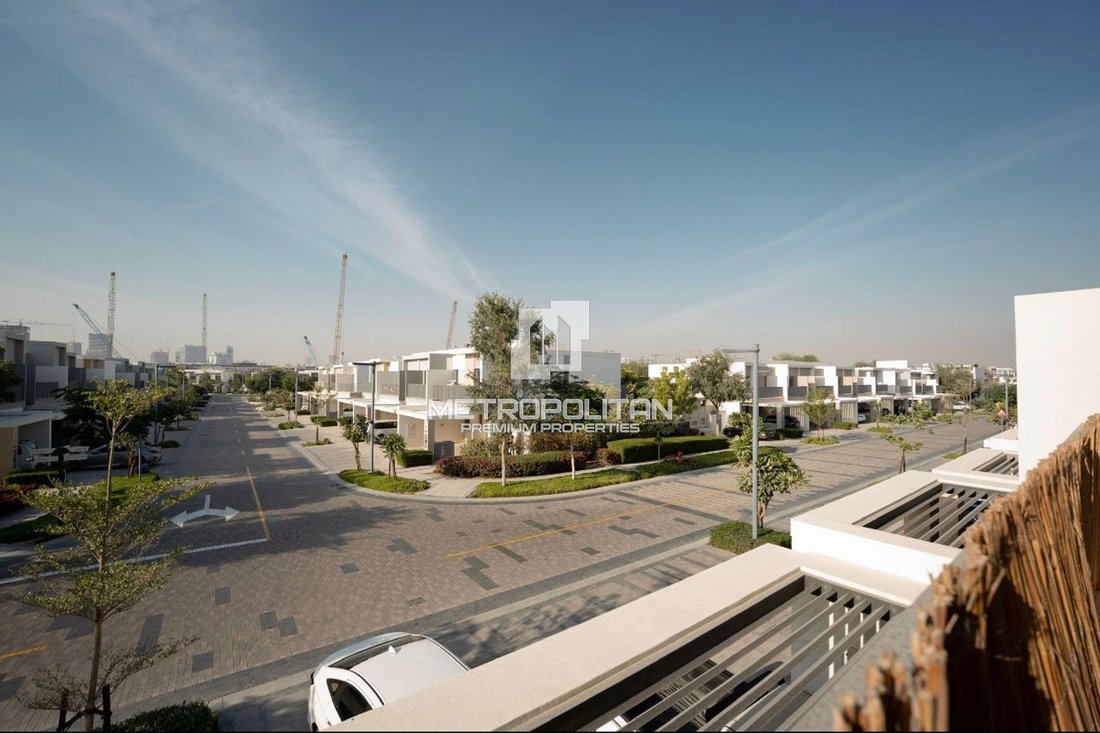 Townhouse in Tilal Al Ghaf, Dubai, United Arab Emirates 1 - 18249472