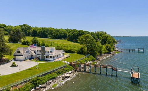 House in Tiverton, Rhode Island, United States 1