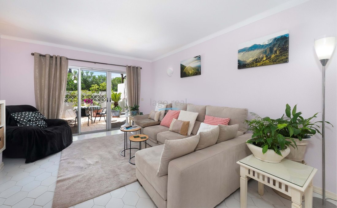 Townhouse in Loule (Sao Clemente), Algarve, Portugal 4 - 18249514