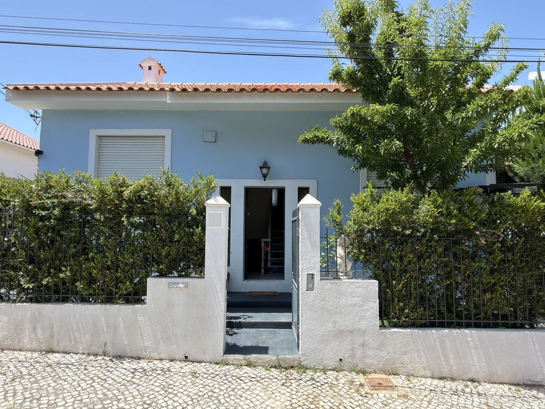 House in Charneca de Caparica e Sobreda, Setubal, Portugal 1 - 18249547