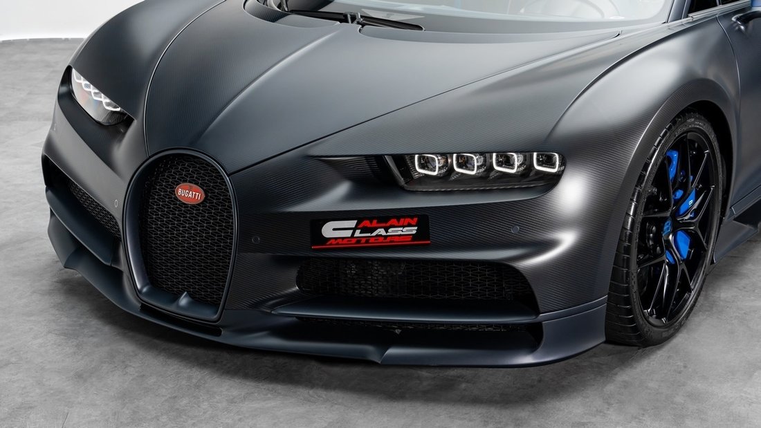 Coupe in Dubai, United Arab Emirates 5 - 18249561