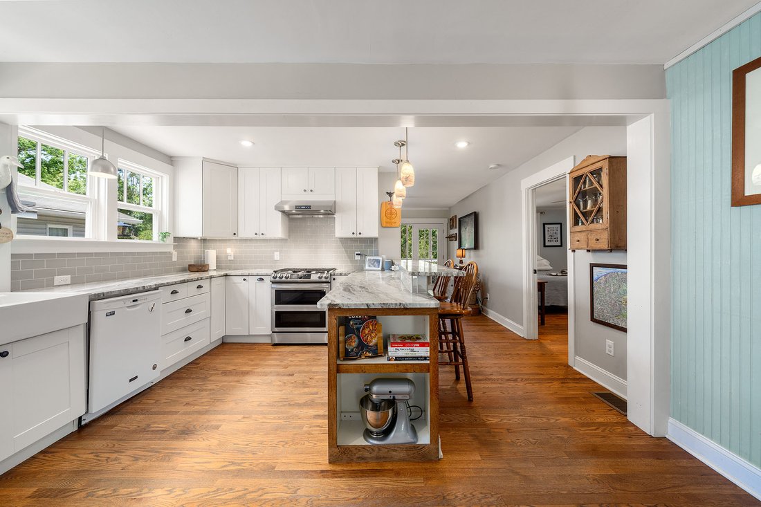 House in Asheville, North Carolina, United States 5 - 18249586