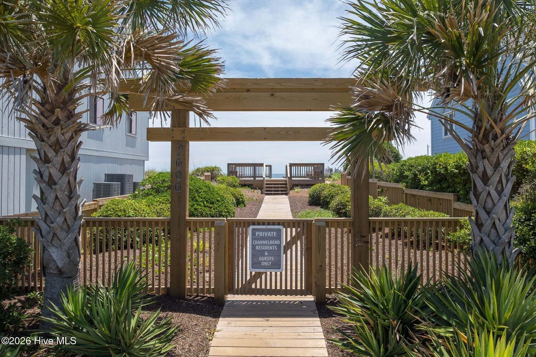 House in Surf City, North Carolina, United States 5 - 18249946