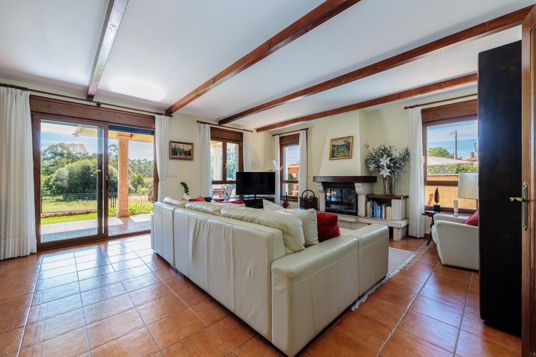 Villa in Tomino, Galicia, Spain 5 - 18249884