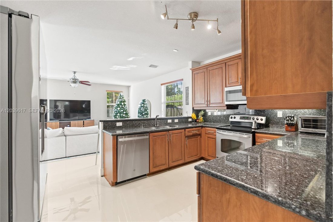 House in Doral, Florida, United States 4 - 18249627