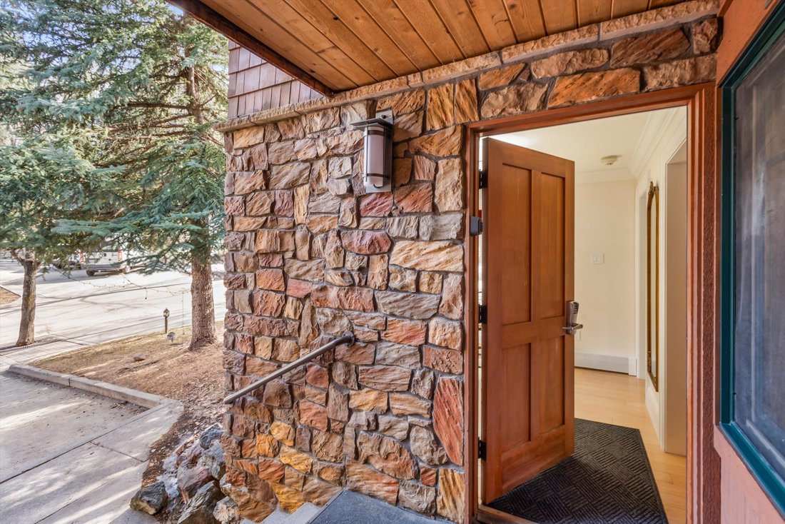 Condo in Aspen, Colorado, United States 5 - 18249863