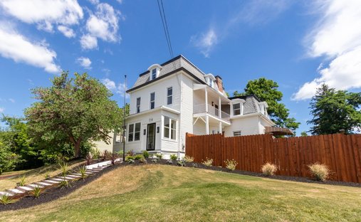 House in Beacon, New York, United States 1