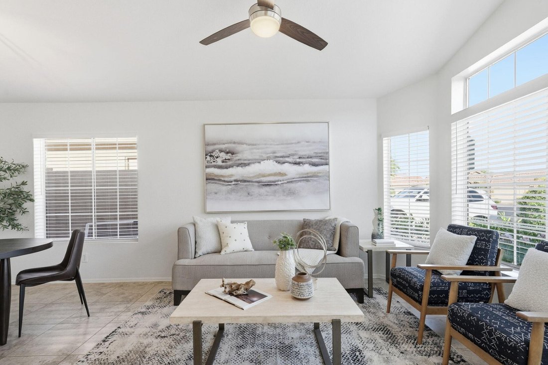 Scottsdale, Arizona, United States 5 - 18249858