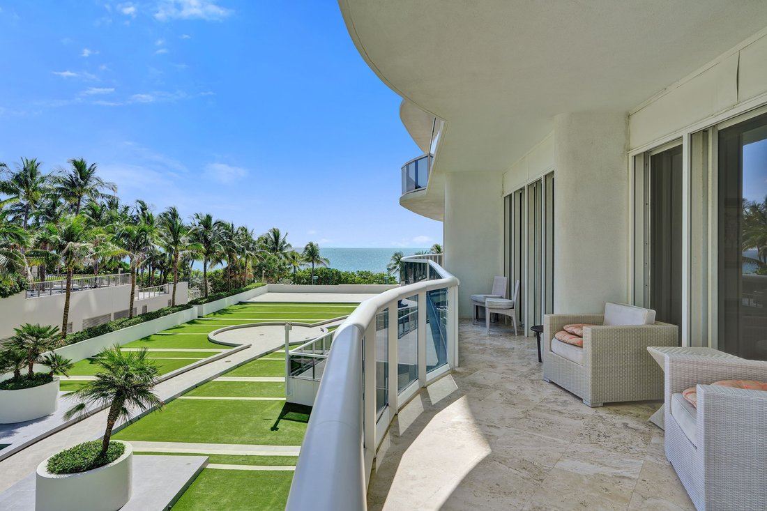 Condo in Bal Harbour, Florida, United States 1 - 18249732