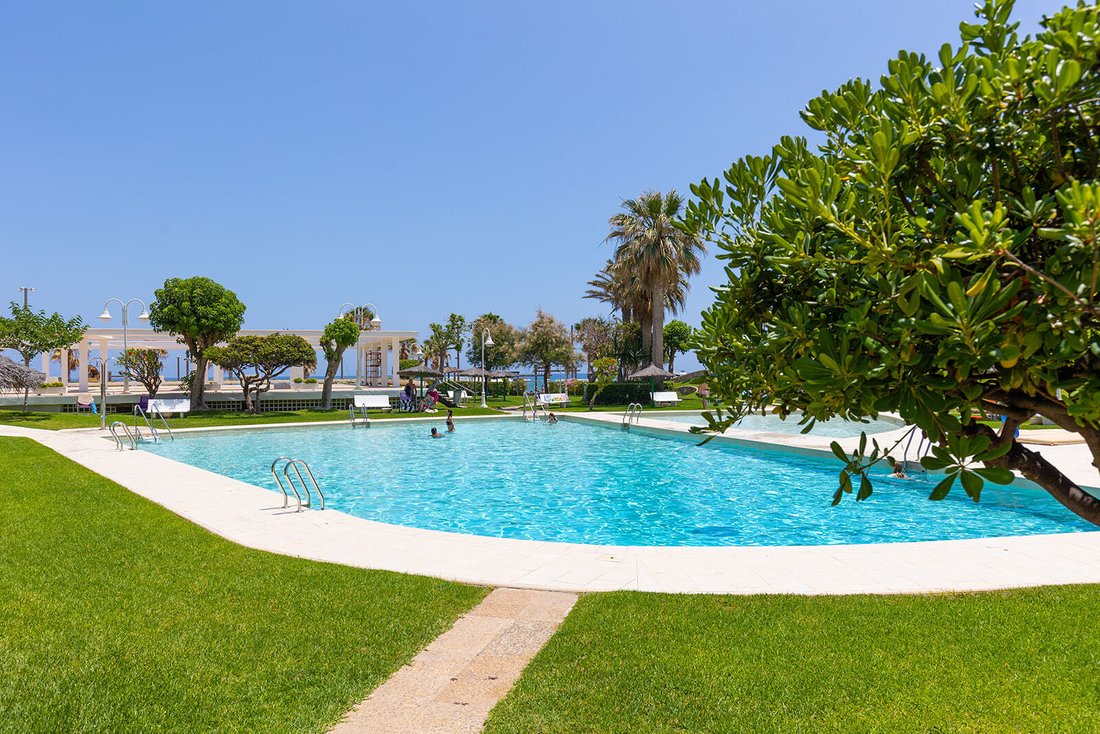 Apartment in Alicante, Valencian Community, Spain 2 - 18258234