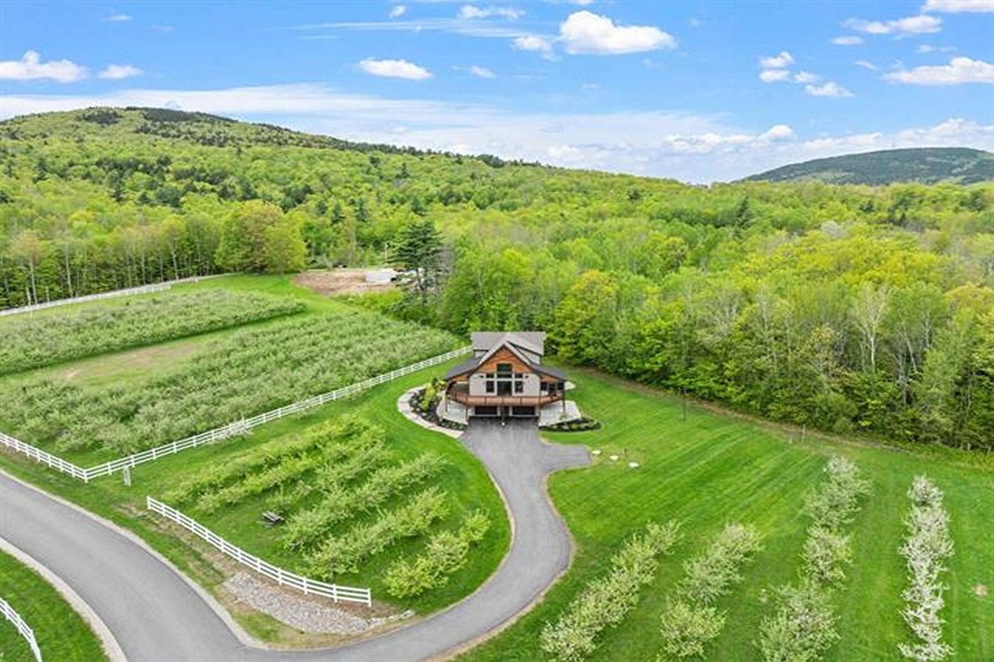 House in Gilford, New Hampshire, United States 3 - 18249952