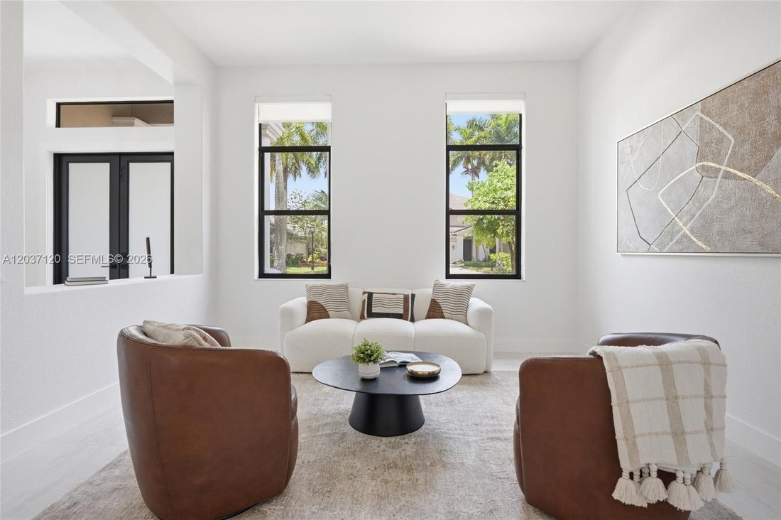 House in Weston, Florida, United States 5 - 18249629