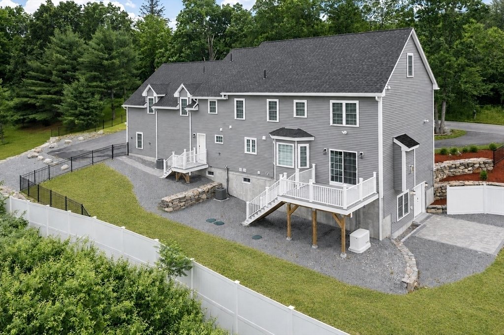 House in Shirley, Massachusetts, United States 3 - 18249624