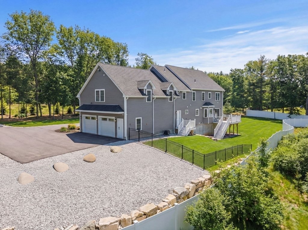House in Shirley, Massachusetts, United States 5 - 18249624