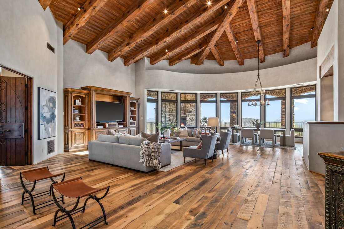 Scottsdale, Arizona, United States 5 - 18249755