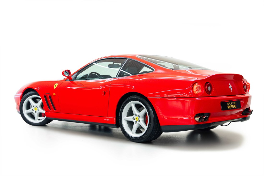 Coupe in Dubai, United Arab Emirates 5 - 18248463