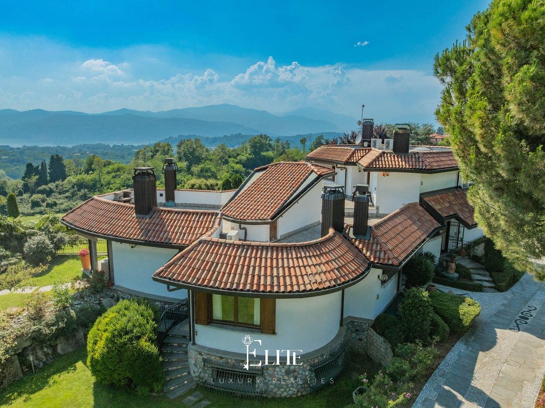 Villa in Besozzo, Lombardy, Italy 5 - 18258062